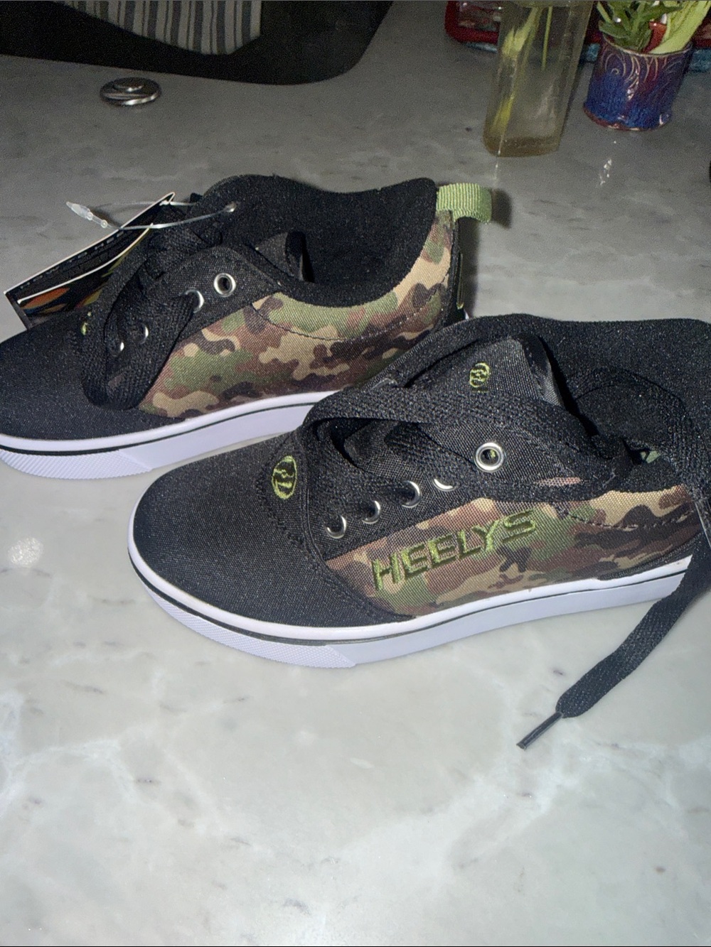 Heelys Kids Black Sneakers with Green Camo Panels